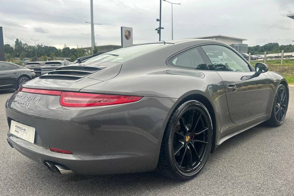 Porsche 911 Gt3 Pdk Grey #31