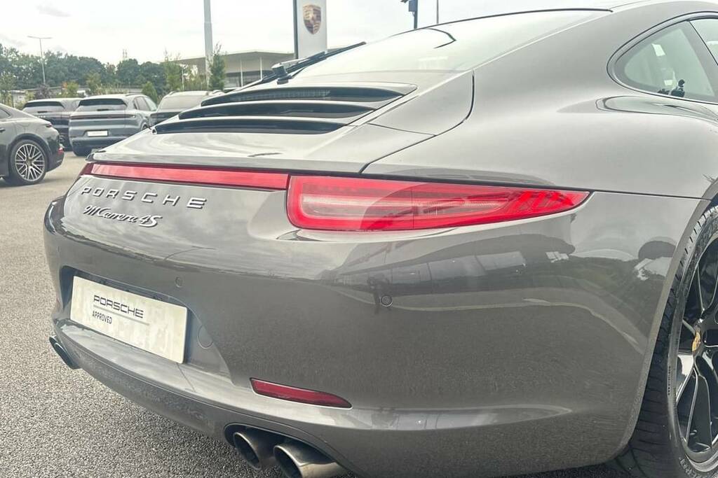 Porsche 911 Gt3 Pdk Grey #32