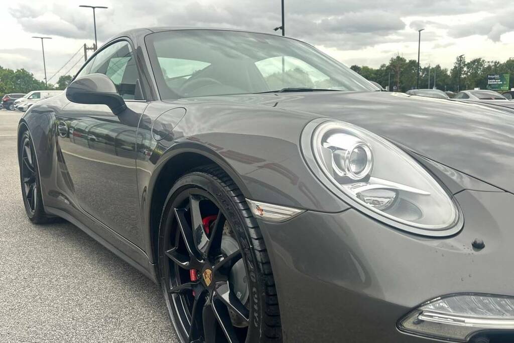 Porsche 911 Gt3 Pdk Grey #26