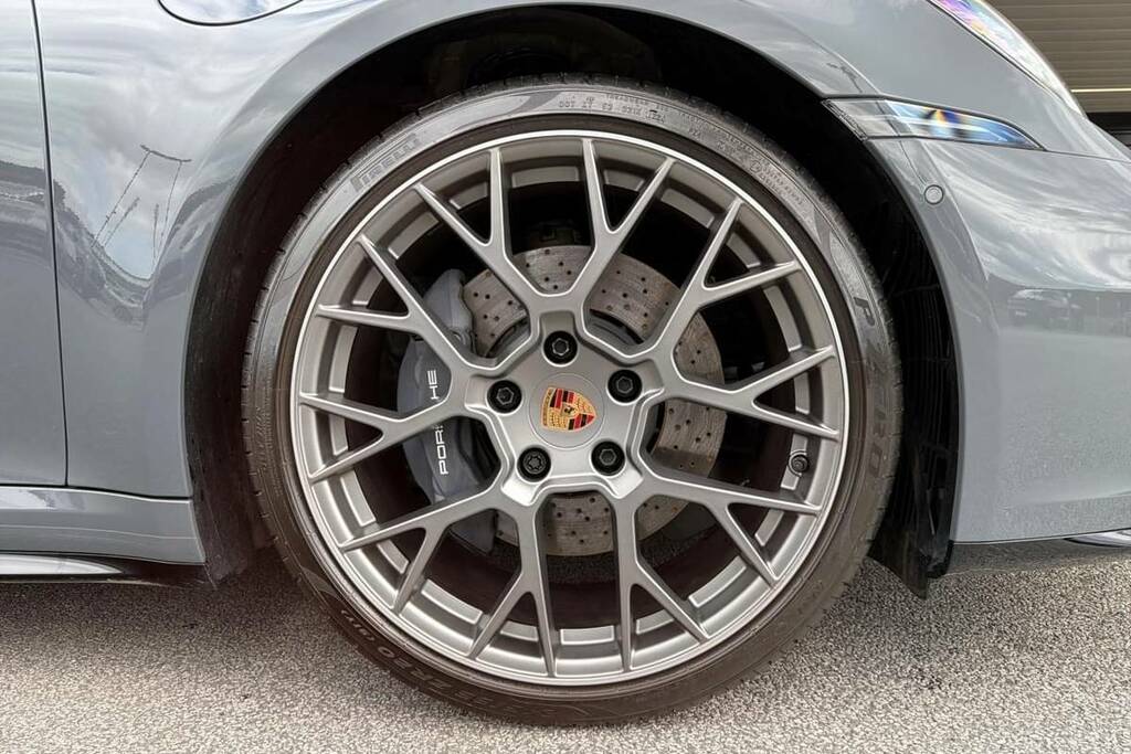 Porsche 911 Petrol Black #11