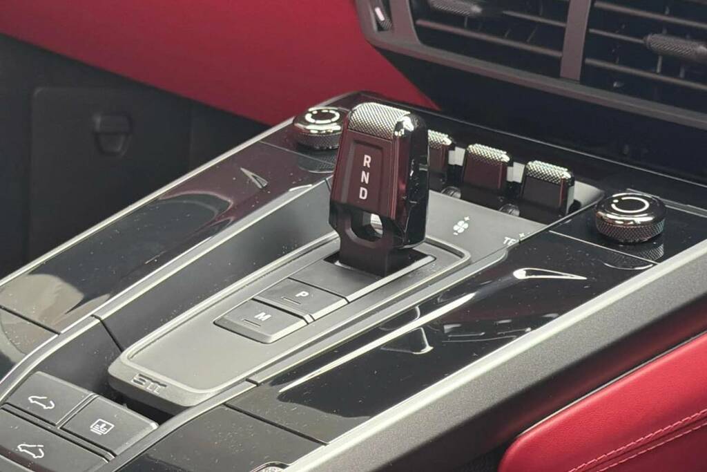 Porsche 911 Petrol Black #28