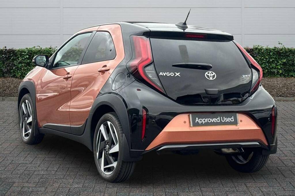 Toyota Aygo X 1.5 Hybrid Excel Cvt  #2