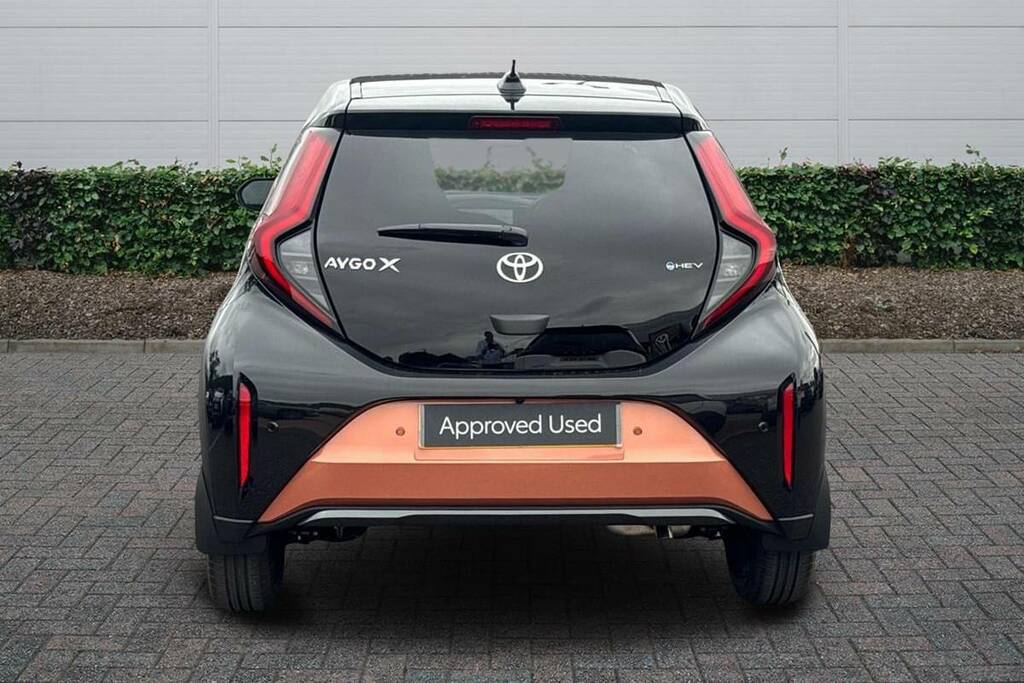 Toyota Aygo X 1.5 Hybrid Excel Cvt  #4