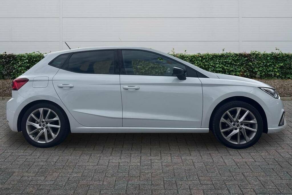 Seat Ibiza Xcellence White #8