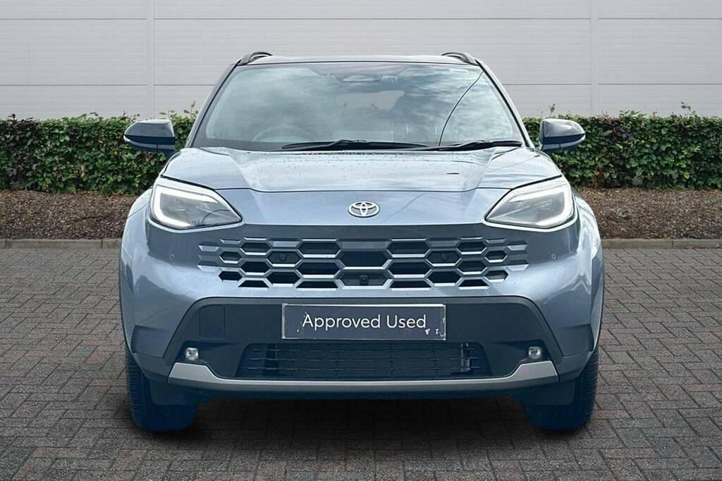 Toyota Yaris Cross 1.5 Hybrid Excel Cvt Bi-tone #3