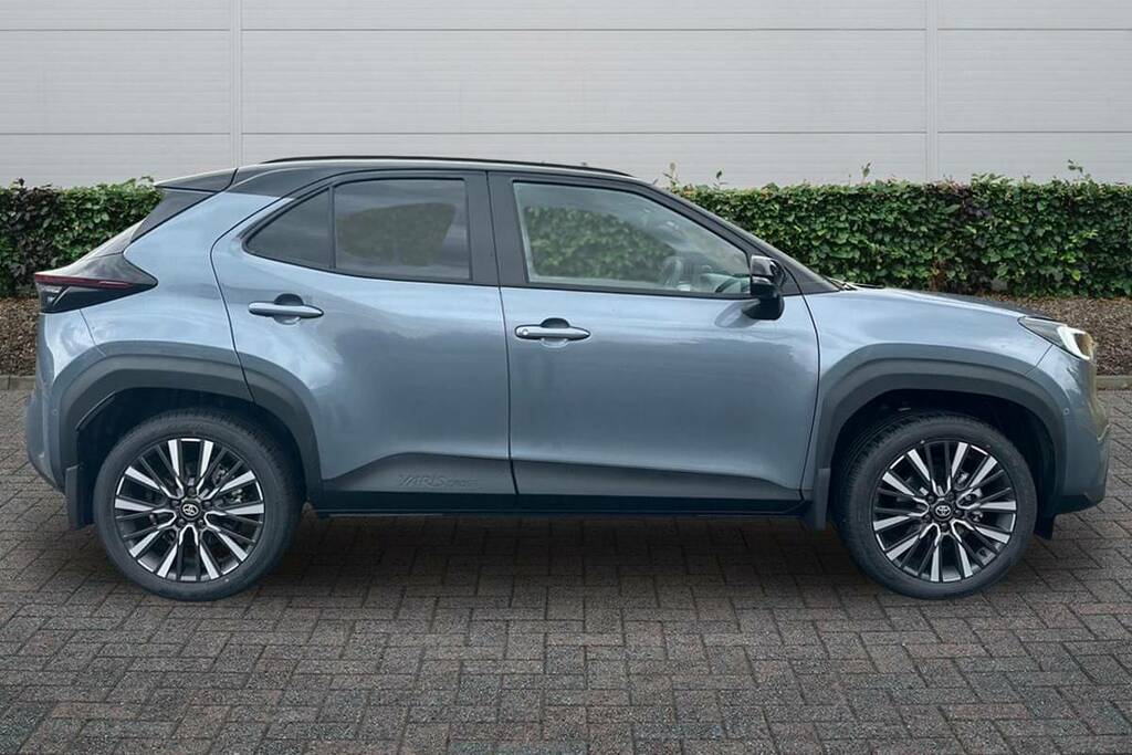 Toyota Yaris Cross 1.5 Hybrid Excel Cvt Bi-tone #5