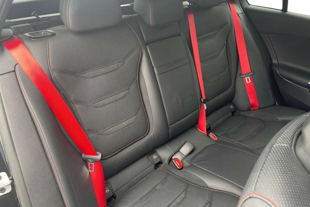 Mercedes-Benz C Class C63 S E Performance 4Matic Night Edition Premium Black #31