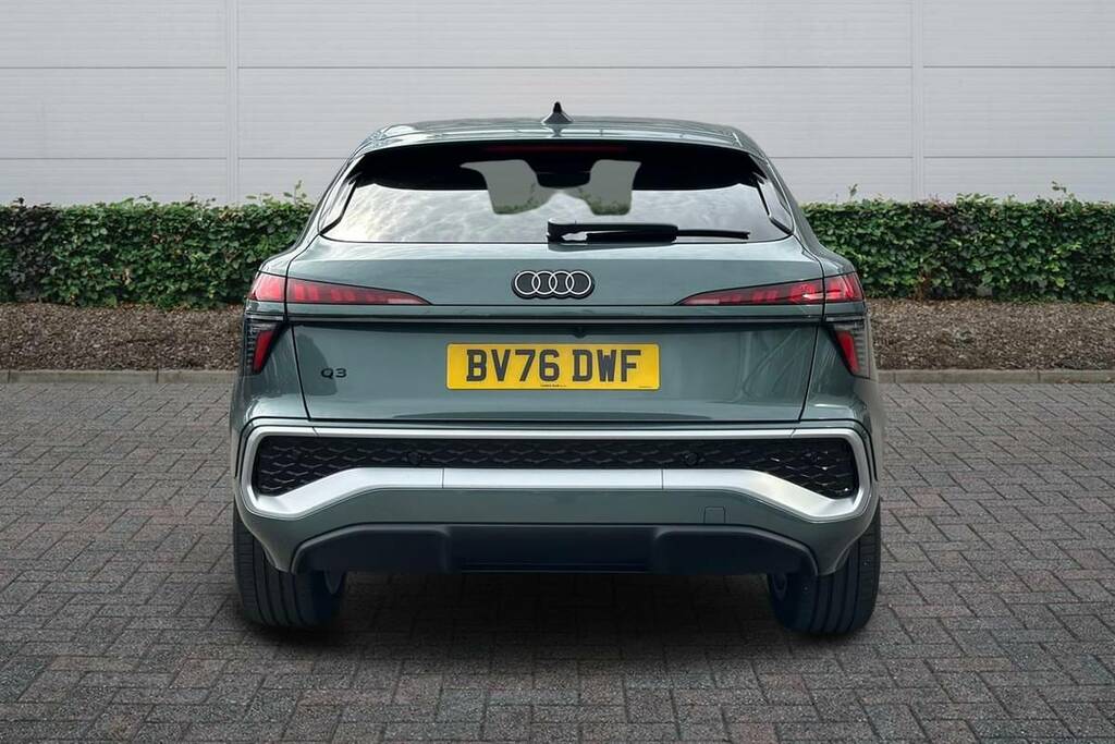 Audi Q3 2.0 Tdi S Line S Tronic Black #24