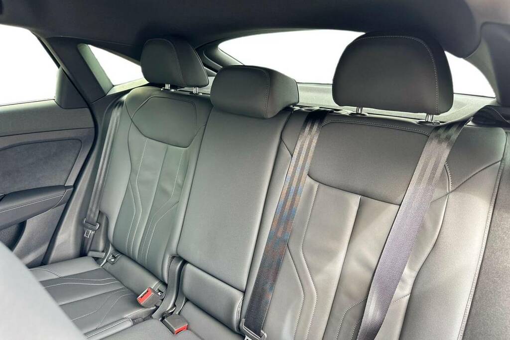 Audi Q3 2.0 Tdi S Line S Tronic Black #29