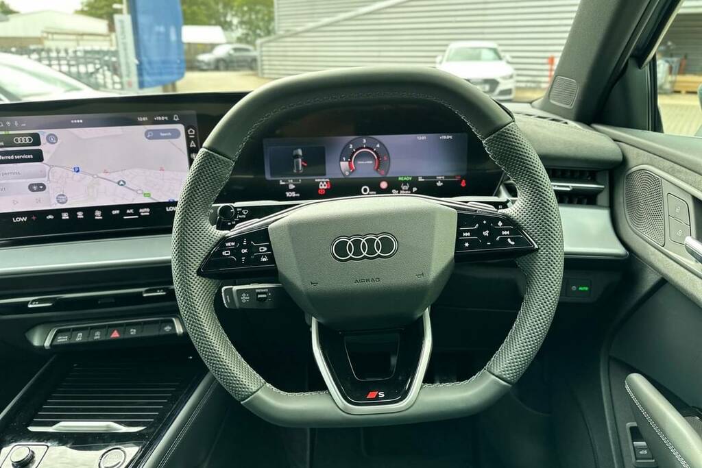 Audi Q3 2.0 Tdi S Line S Tronic Black #18