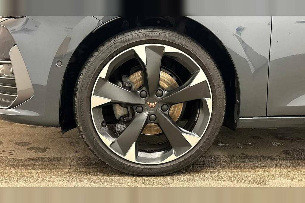 Cupra Leon 1.5 Etsi V1 Dsg Grey #4