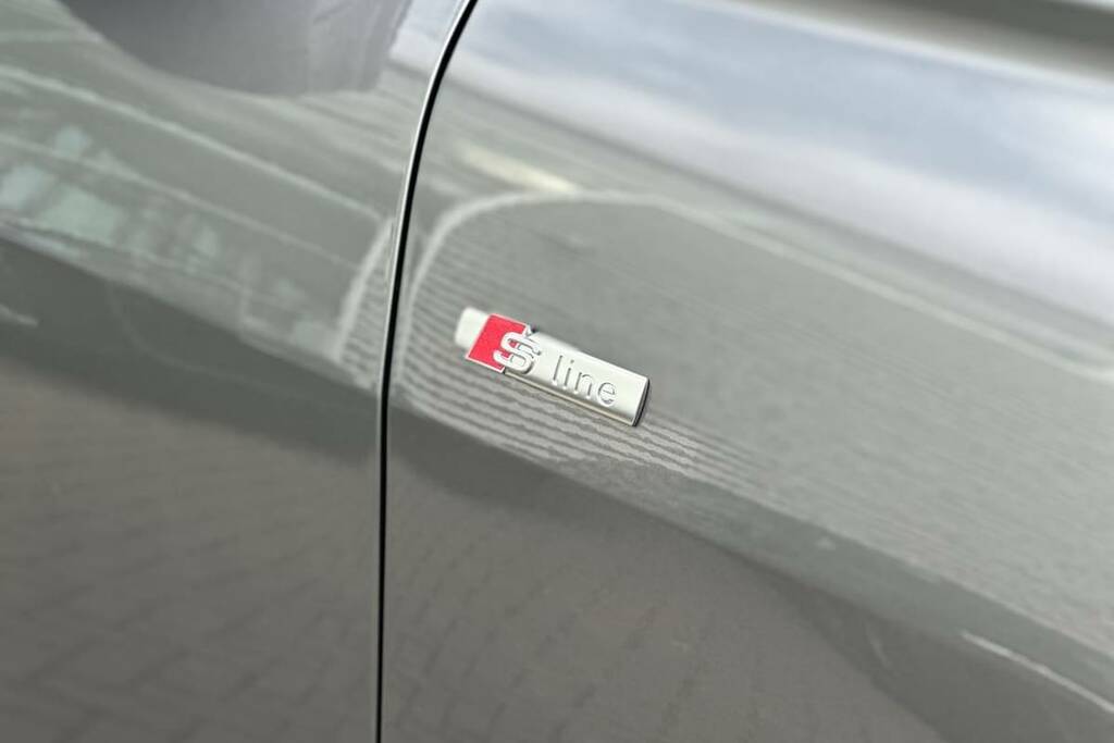Audi Q4 E Tron 210Kw 45 82Kwh S Line Leather Grey #5