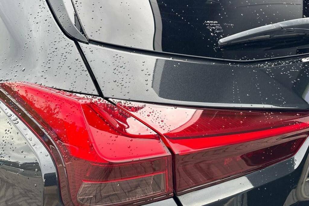 Lexus UX Ux 250H 4X2 Cvt Black #21