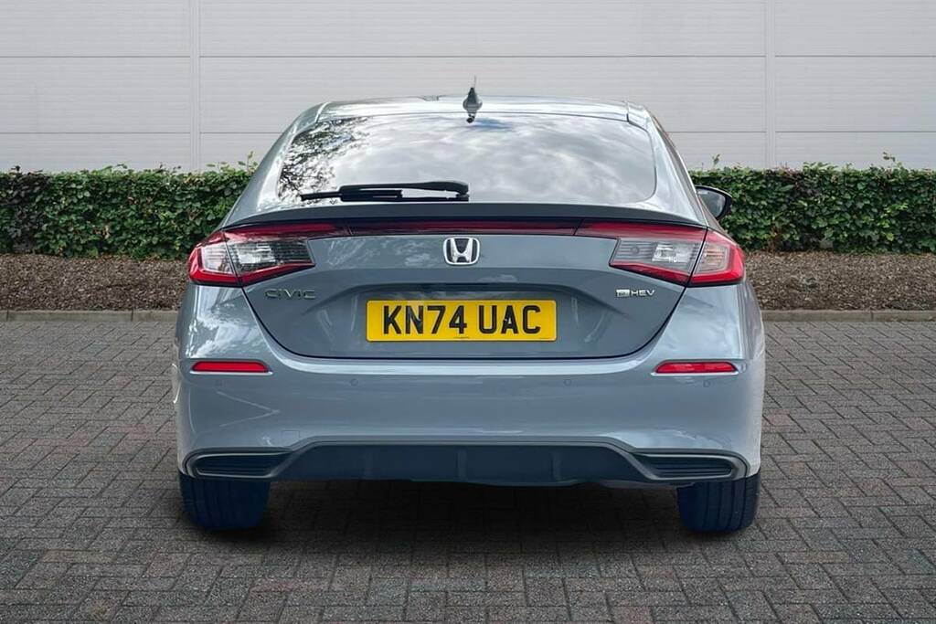 Honda Civic Civic Elegance I-mmd Cvt White #9