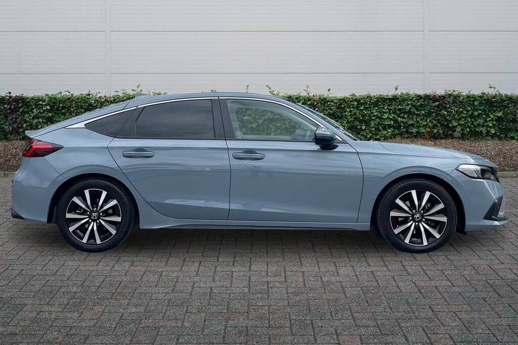 Honda Civic Civic Elegance I-mmd Cvt White #10