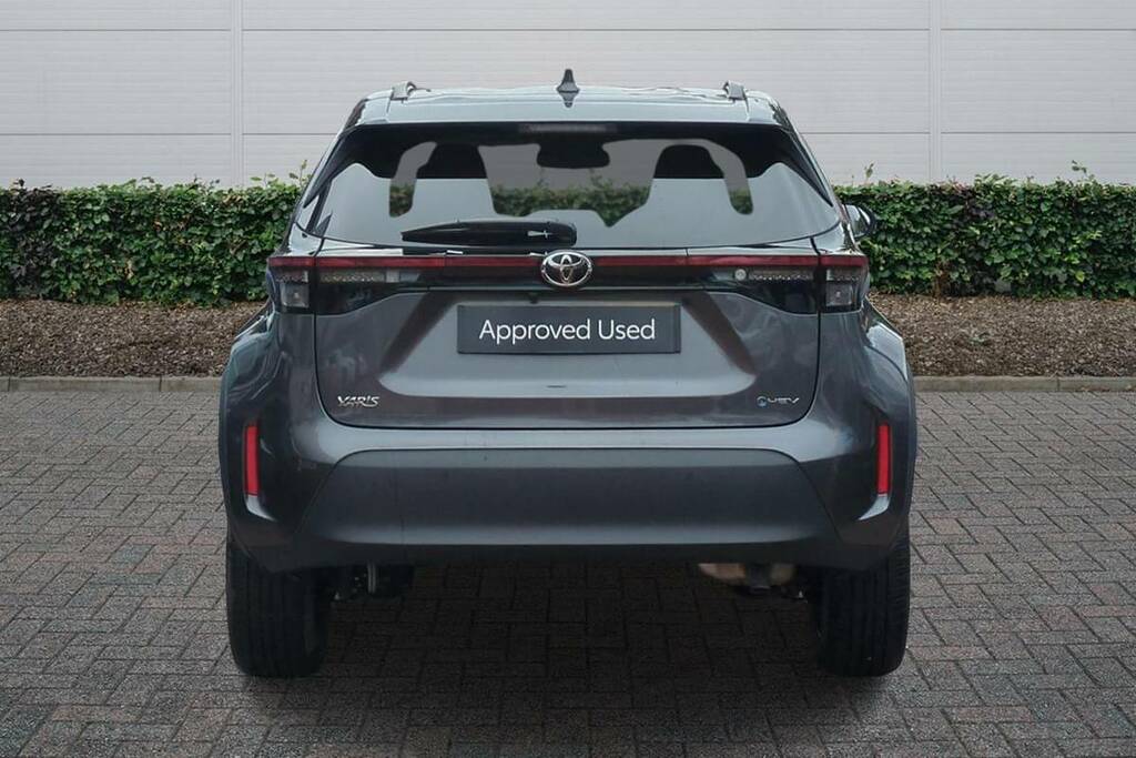 Toyota Yaris Cross 1.5 Hybrid Excel Cvt Grey #4