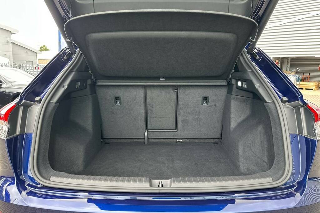 Audi Q4 E Tron 125Kw 35 55.52Kwh Edition 1 Blue #2
