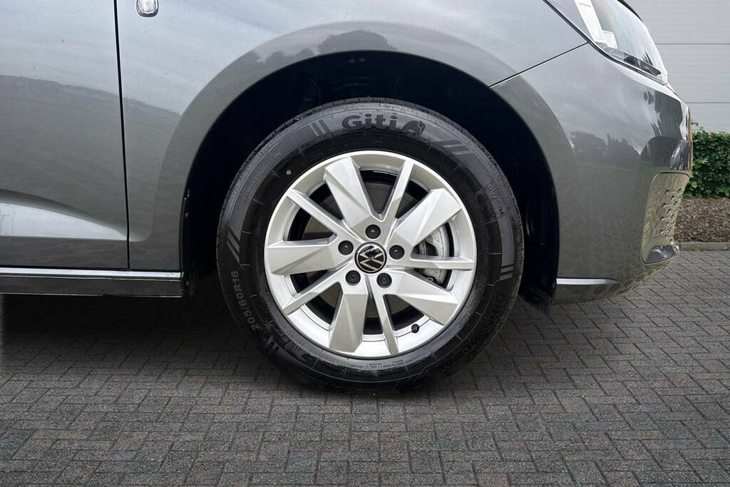 Volkswagen Caddy Maxi Life Mpv Silver #10