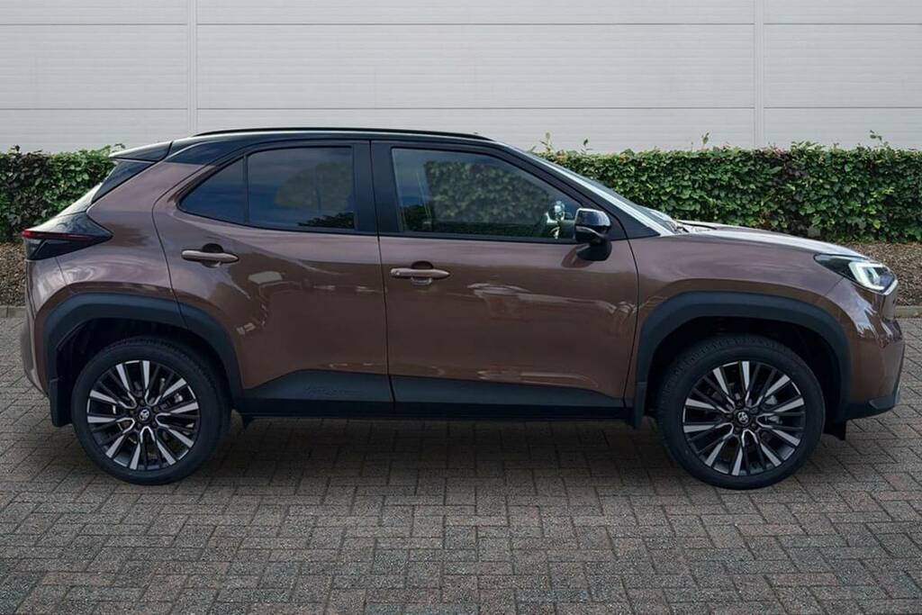 Toyota Yaris Cross 1.5 Hybrid Excel Cvt Bi-tone Brown #5