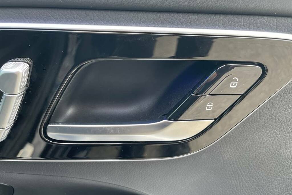 Mercedes-Benz C Class C300e Amg Line Premium Pan Roof 9G-tronic Black #6