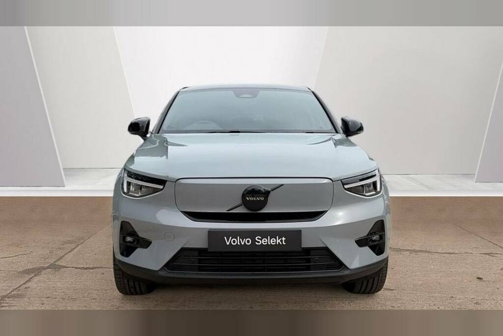 Volvo EC40 185Kw Ext Range Ultra Black Edition 78Kwh White #8