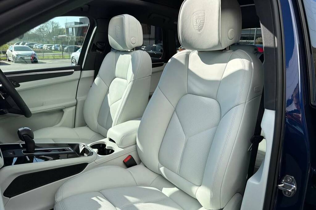 Porsche Macan 5dr Pdk Blue #4