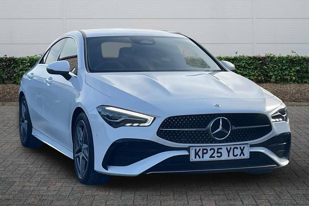 Mercedes-Benz CLA Class 220D Amg Line Executive Tip White