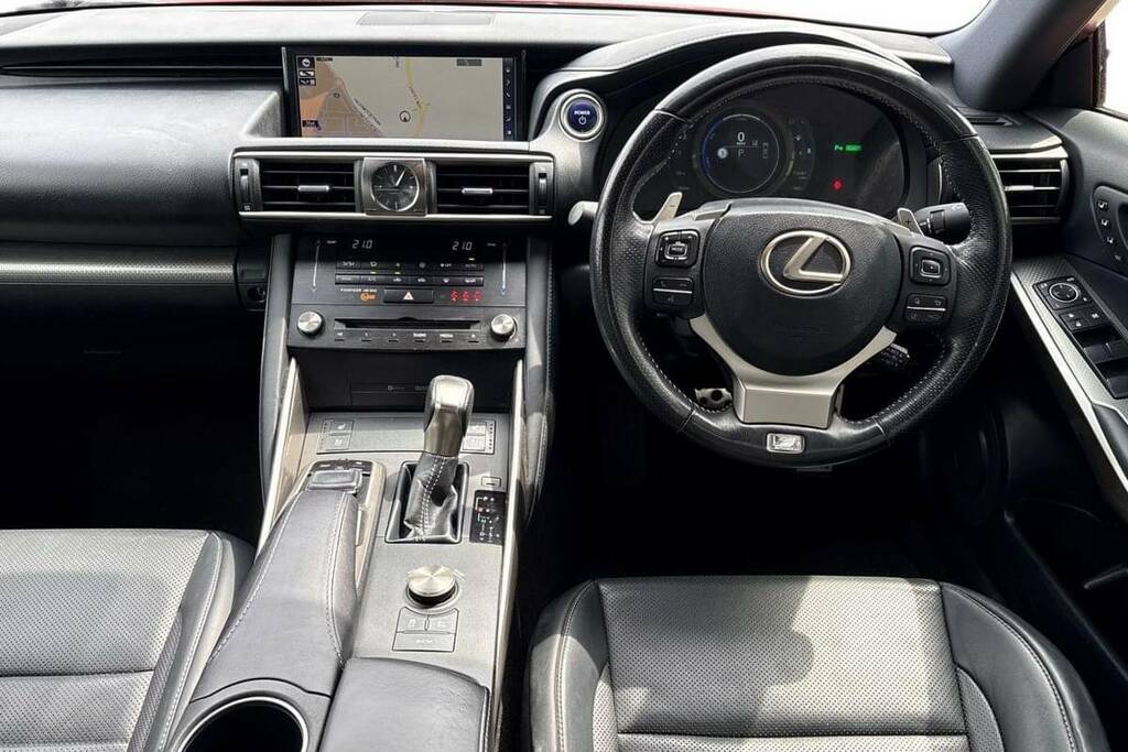 Lexus IS 300H F-sport Cvt Red #6