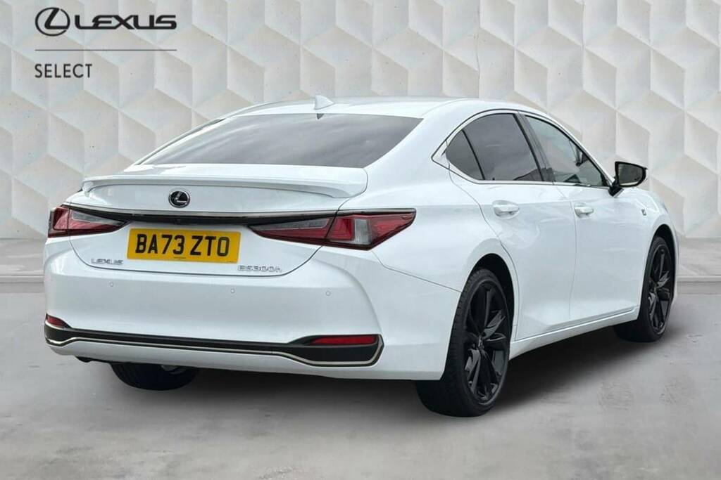 Lexus ES 300H 2.5 F-sport Cvt Takumi Pack White #2