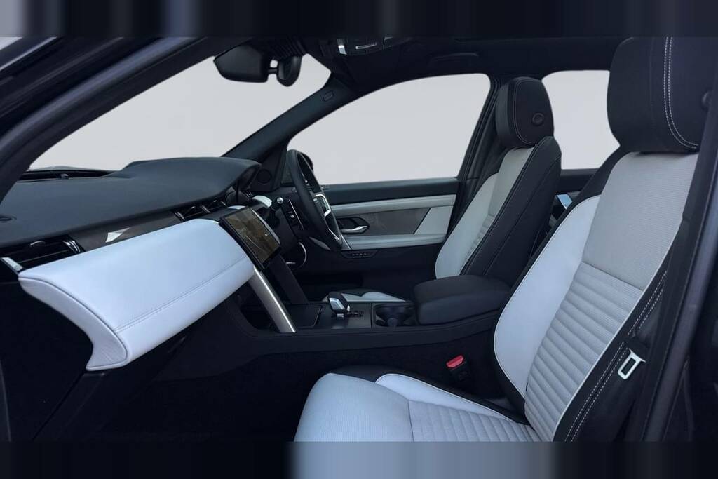 Land Rover Discovery Sport 1.5 P270e Metropolitan 5 Seat  #3