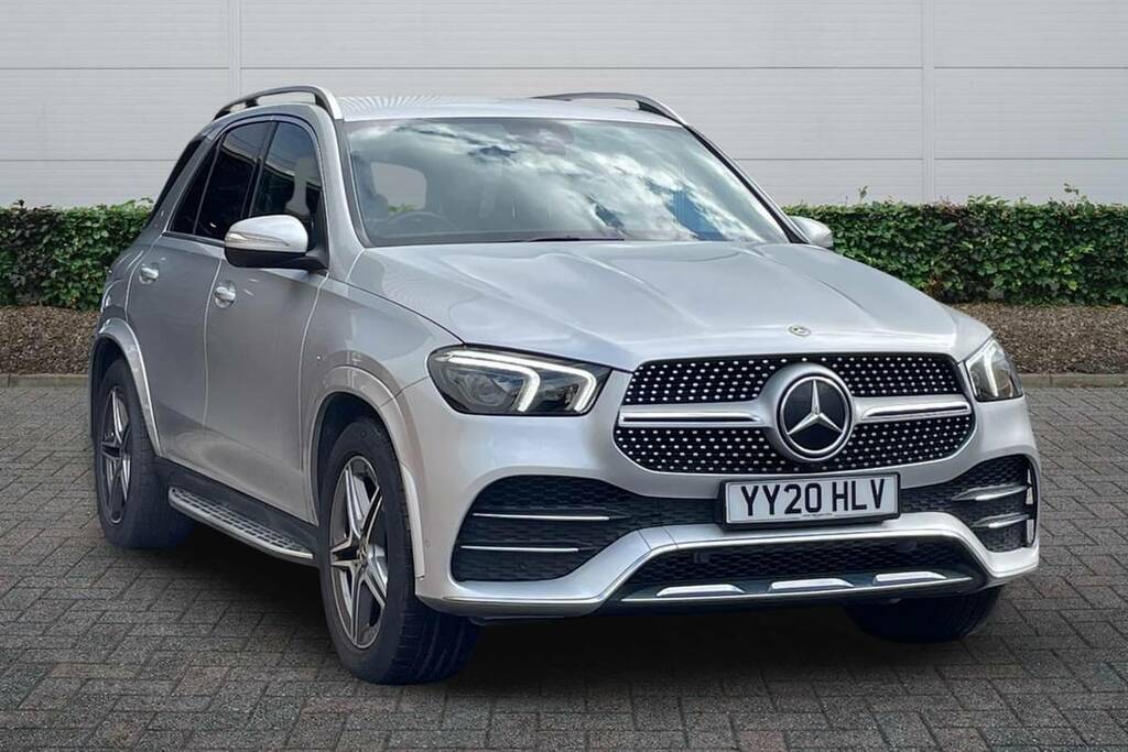 Mercedes-Benz GLE Class 300D 4Matic Amg Line Premium 9G-tronic Silver