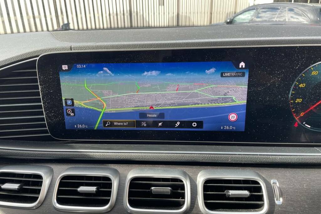 Mercedes-Benz GLE Class 300D 4Matic Amg Line Premium 9G-tronic Silver #3