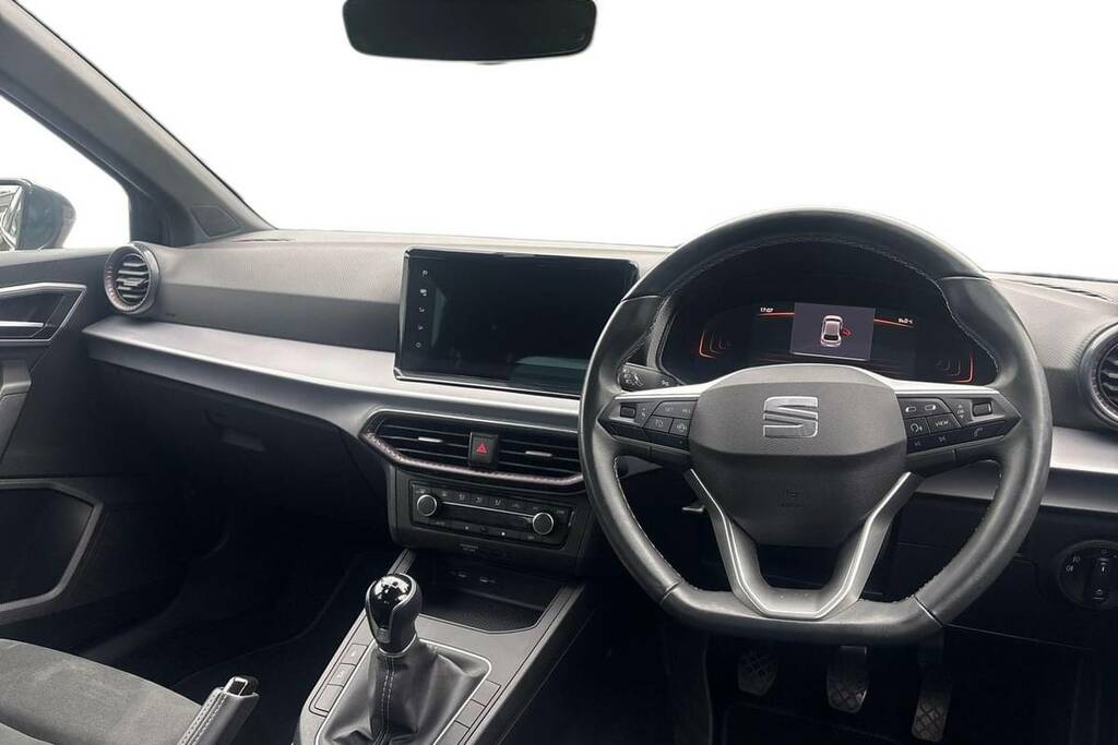 Seat Ibiza 1.0 Tsi 95 Xcellence Black #4
