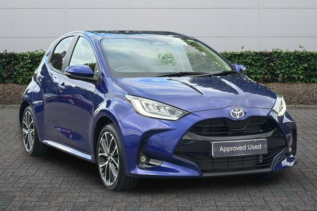 Toyota Yaris 1.5 Hybrid Design Cvt Blue