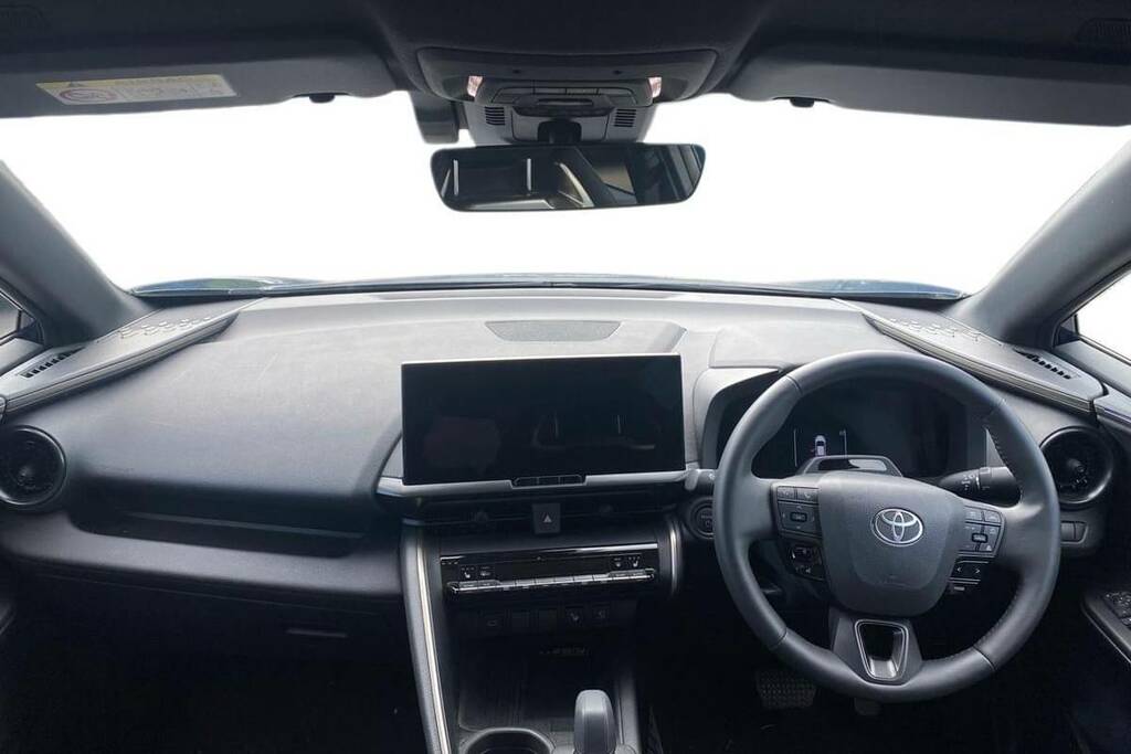 Toyota C-Hr Icon White #7
