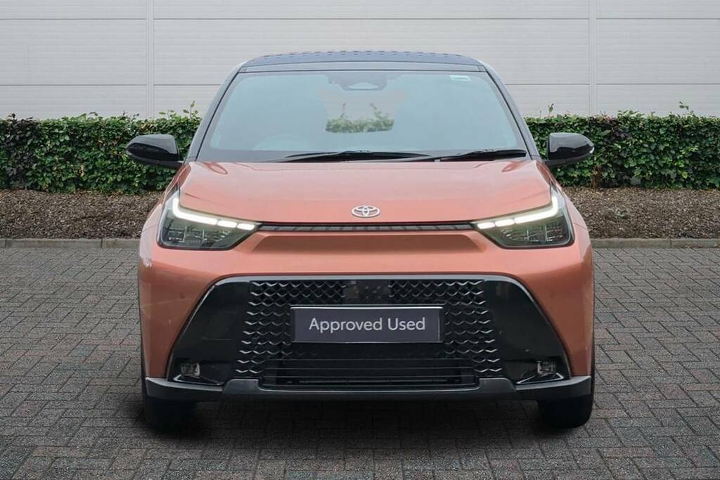 Toyota Aygo X 1.5 Hybrid Excel Cvt Premium Pack Orange #3