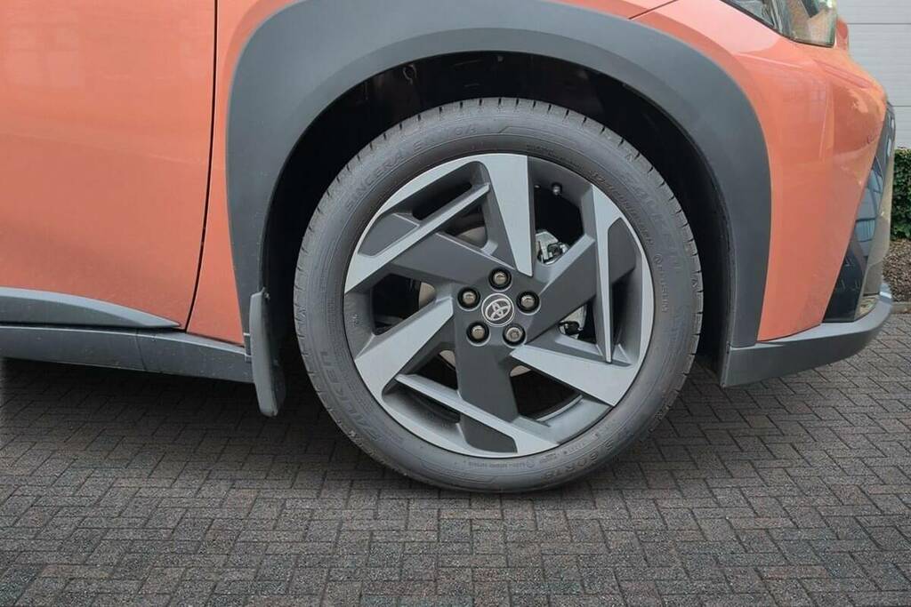 Toyota Aygo X 1.5 Hybrid Excel Cvt Premium Pack Orange #6