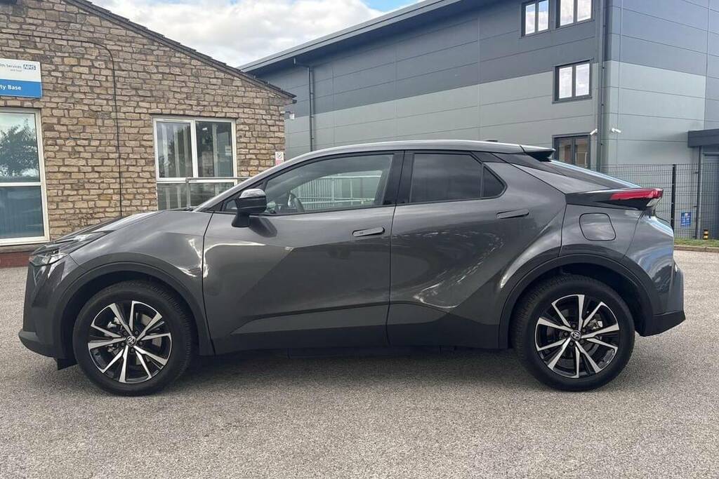 Toyota C-Hr 2.0 Phev Design Cvt Grey #4