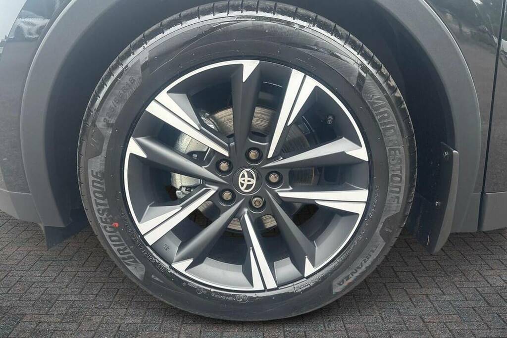 Toyota C-Hr 1.8 Hybrid Design Cvt #6