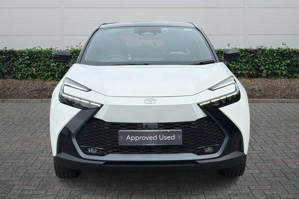 Toyota C-Hr 1.8 Hybrid Excel Cvt White #3