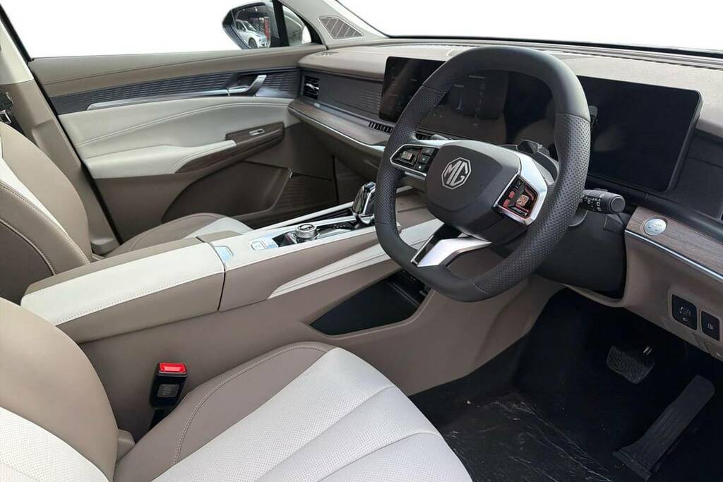 MG HS 1.5 T-gdi Phev Premium Green #4