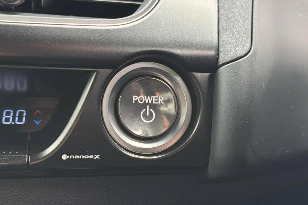 Lexus UX 2.0 Premium Sport Edition E-cvt Grey #16
