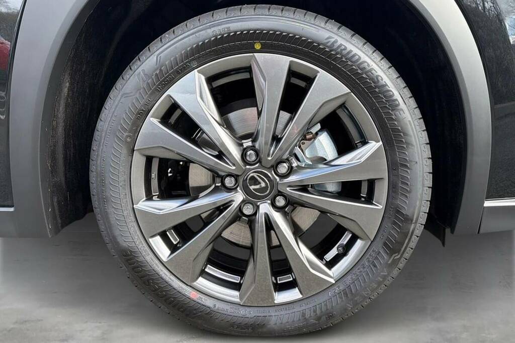 Lexus UX 300H 2.0 F-sport Design Tech Cvt #6