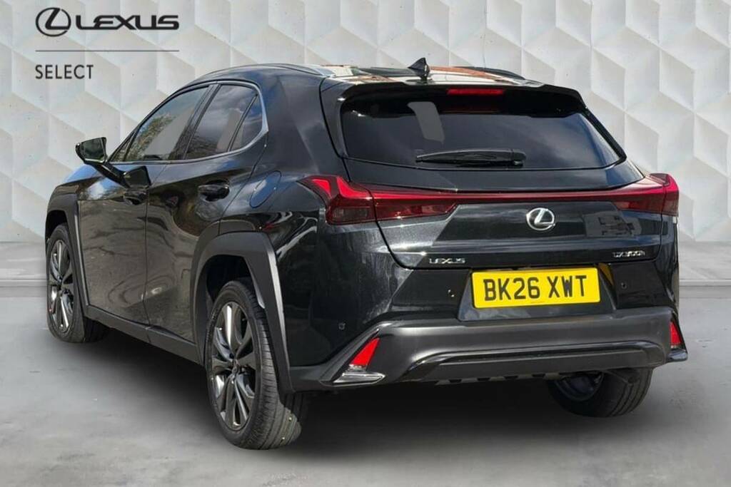 Lexus UX 300H 2.0 F-sport Design Tech Cvt #2