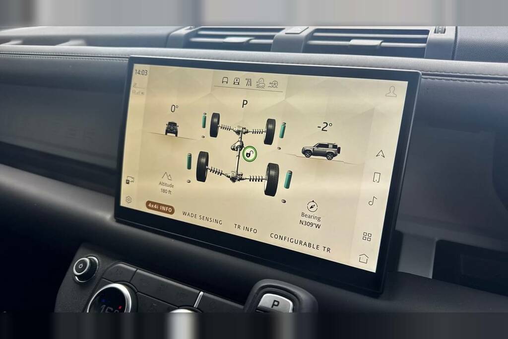 Land Rover Defender 90 3.0 D250 X-dynamic Hse 90 Grey #31
