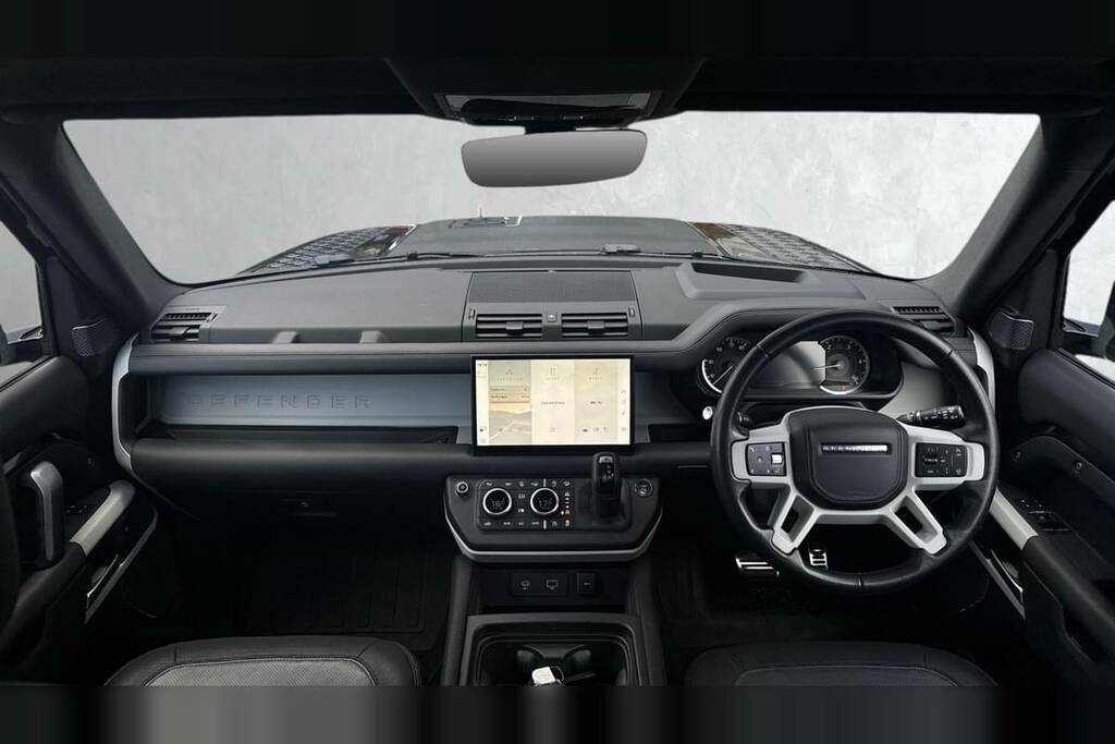 Land Rover Defender 90 3.0 D250 X-dynamic Hse 90 Grey #9
