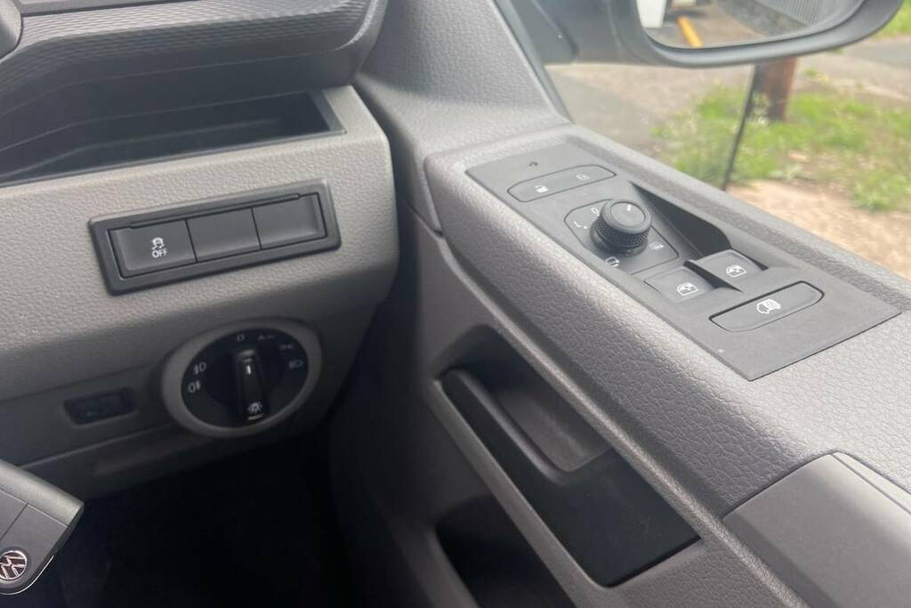 Volkswagen Transporter 2.0 Tdi 150 Highline Van VU74EUR White #6