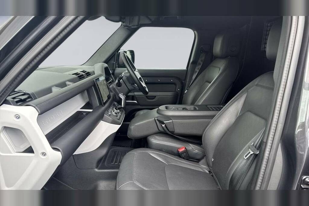 Land Rover Defender 110 3.0 D250 Hard Top X-dynamic Hse 3 Seat Grey #3