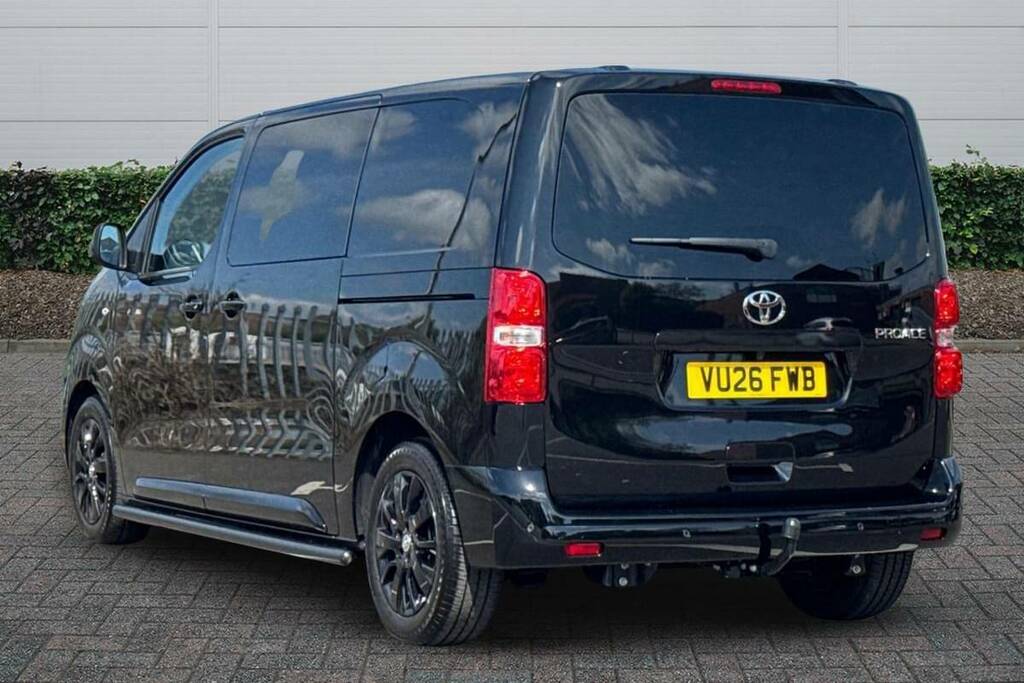 Toyota PROACE 2.2D 180 Sport Crew Van #2
