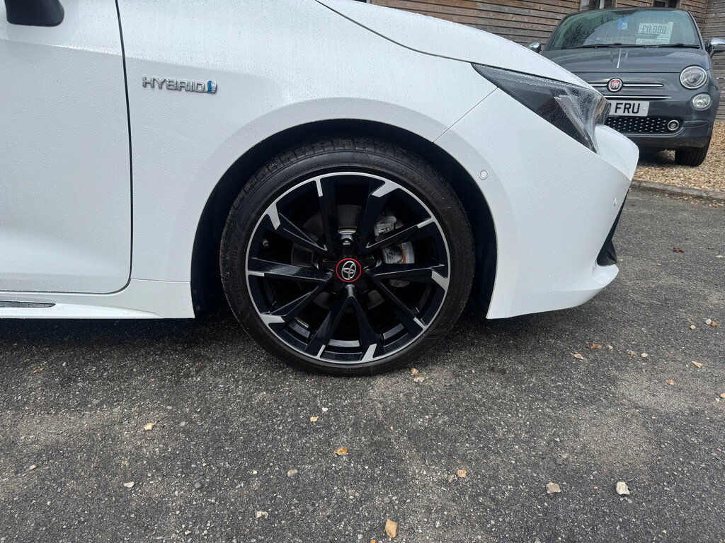 Toyota Corolla 2.0 Vvt-h Gpf Gr Sport Hatchback Hybrid White #2